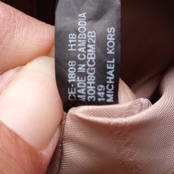 MICHAEL KORS BROWN AND WHITE CROSSBODY PURSE - Picture 11 of 13